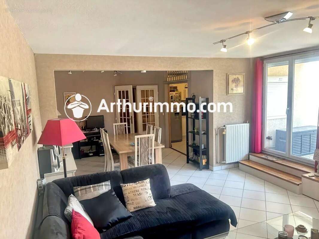 Vente Appartement Savigny-le-temple(77176) 185 000ï¿œ - photo 2