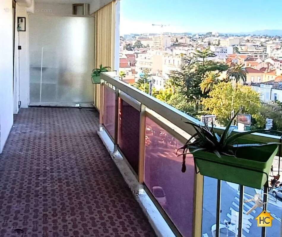 Appartement à CANNES