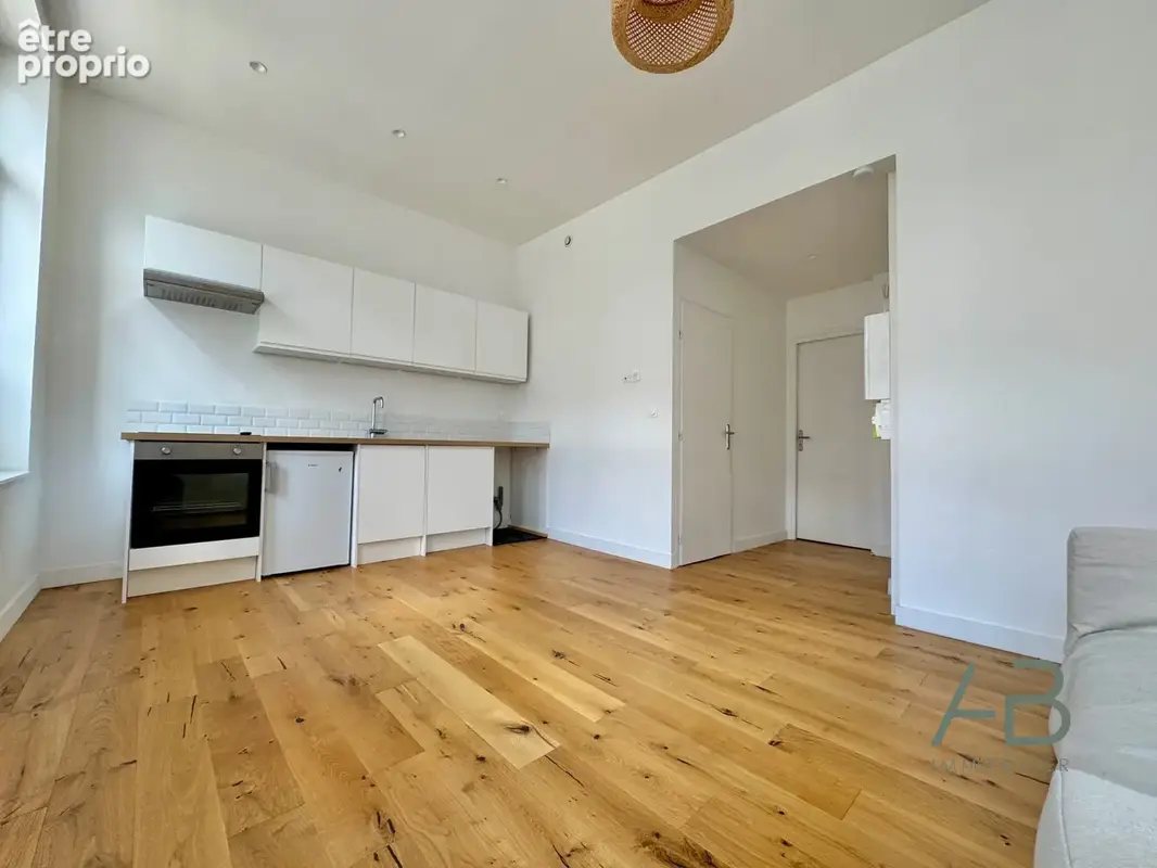 Appartement 2 pièces 32 m² à vendre à Lille (59000) - photo 3