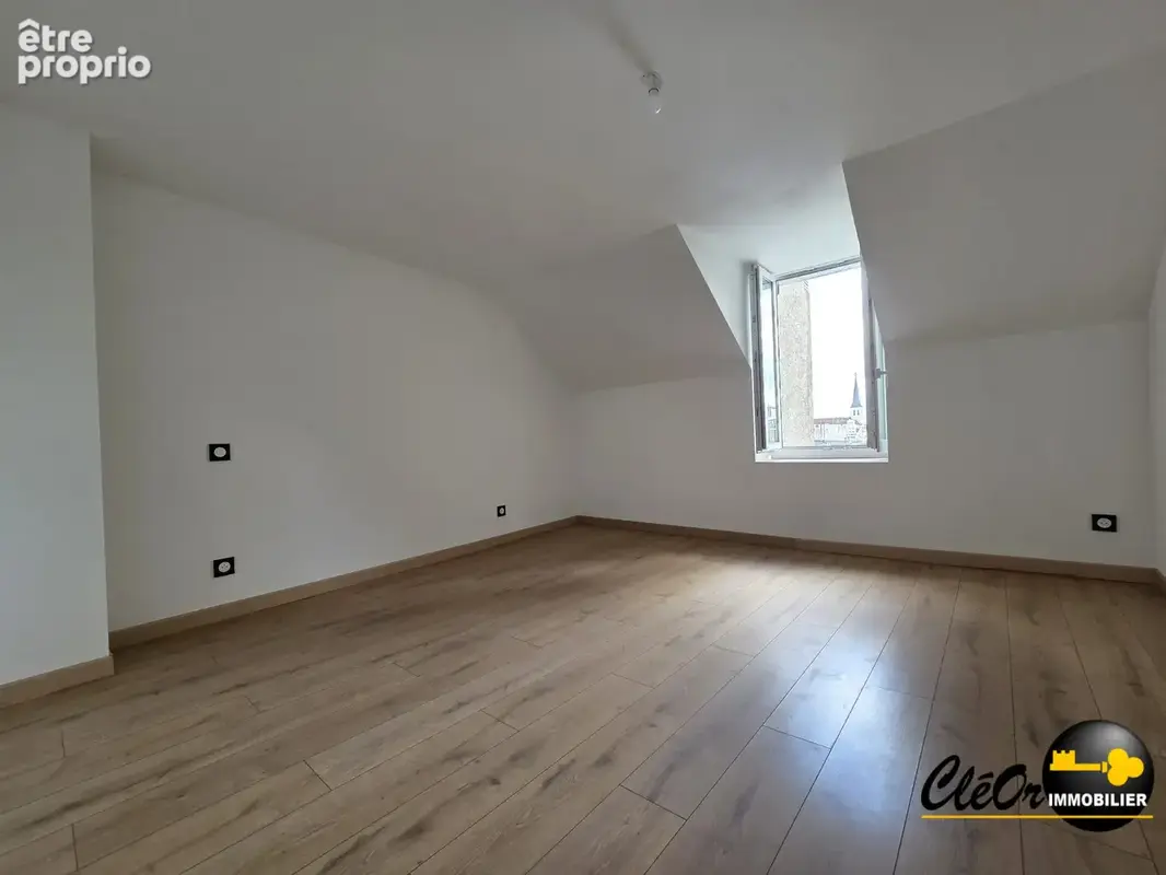 Appartement 57 m² à Saint-Jean-De-Losne  - photo 7