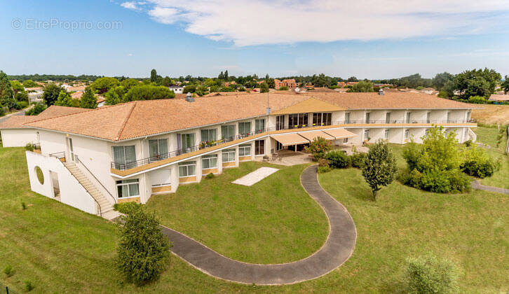 Appartement à PAREMPUYRE