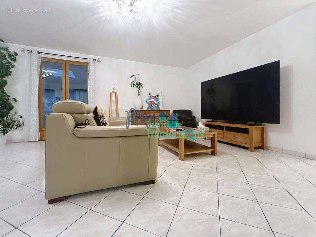 Maison à LILLEBONNE