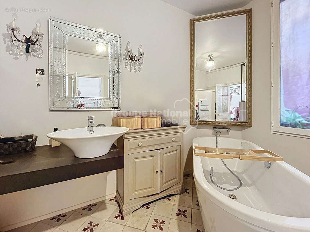 Appartement à BEAUCAIRE