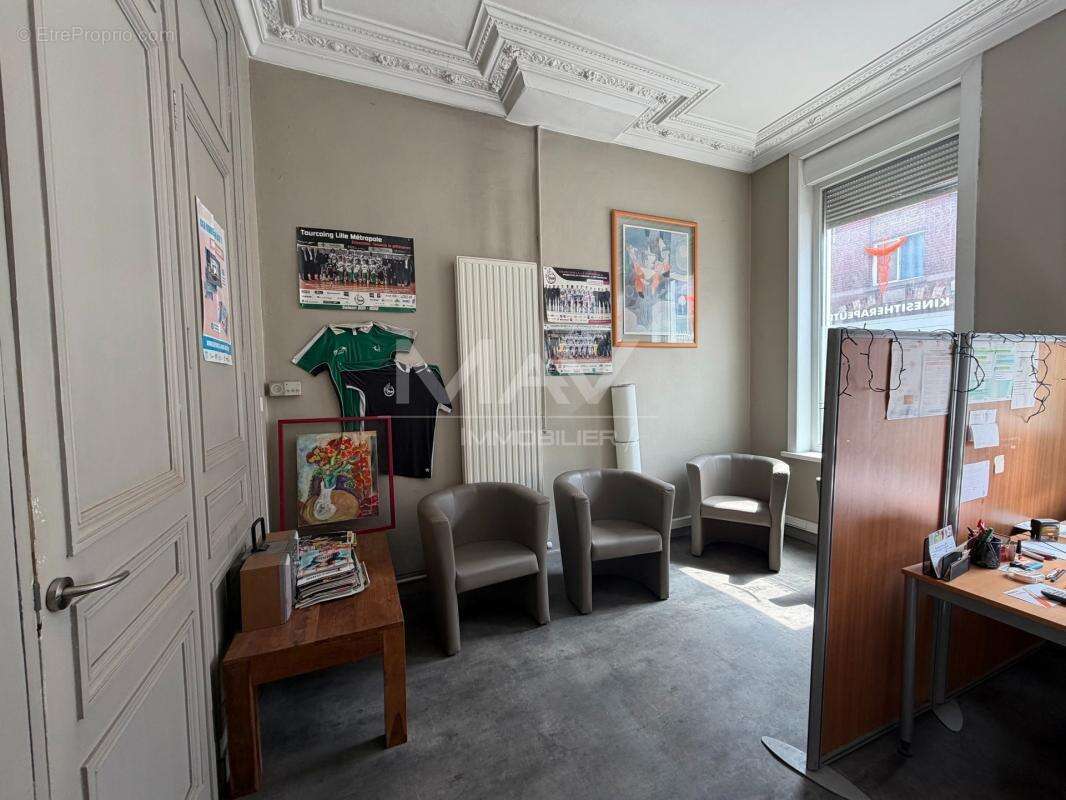 Appartement 230 m² à Tourcoing  - photo 3