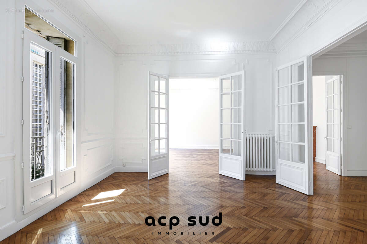 Appartement à MARSEILLE-8E