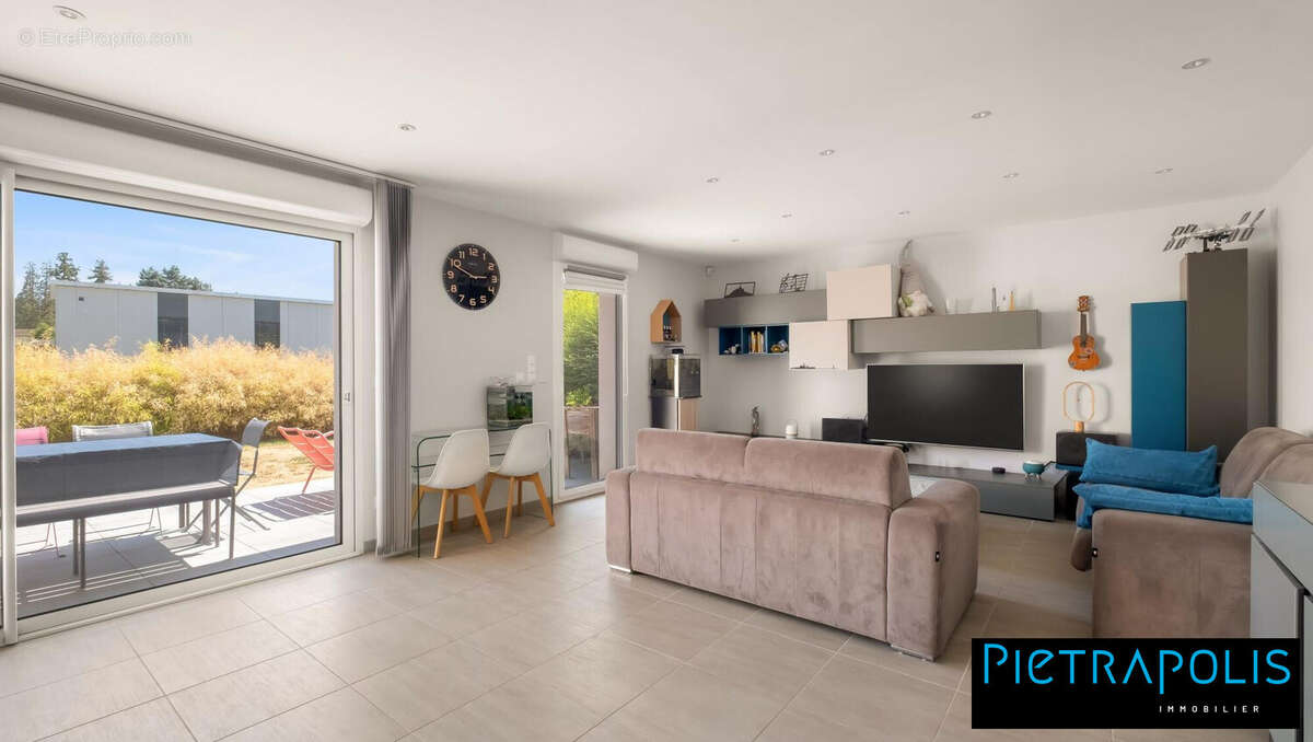 Maison 114 m² à Limonest  - photo 4