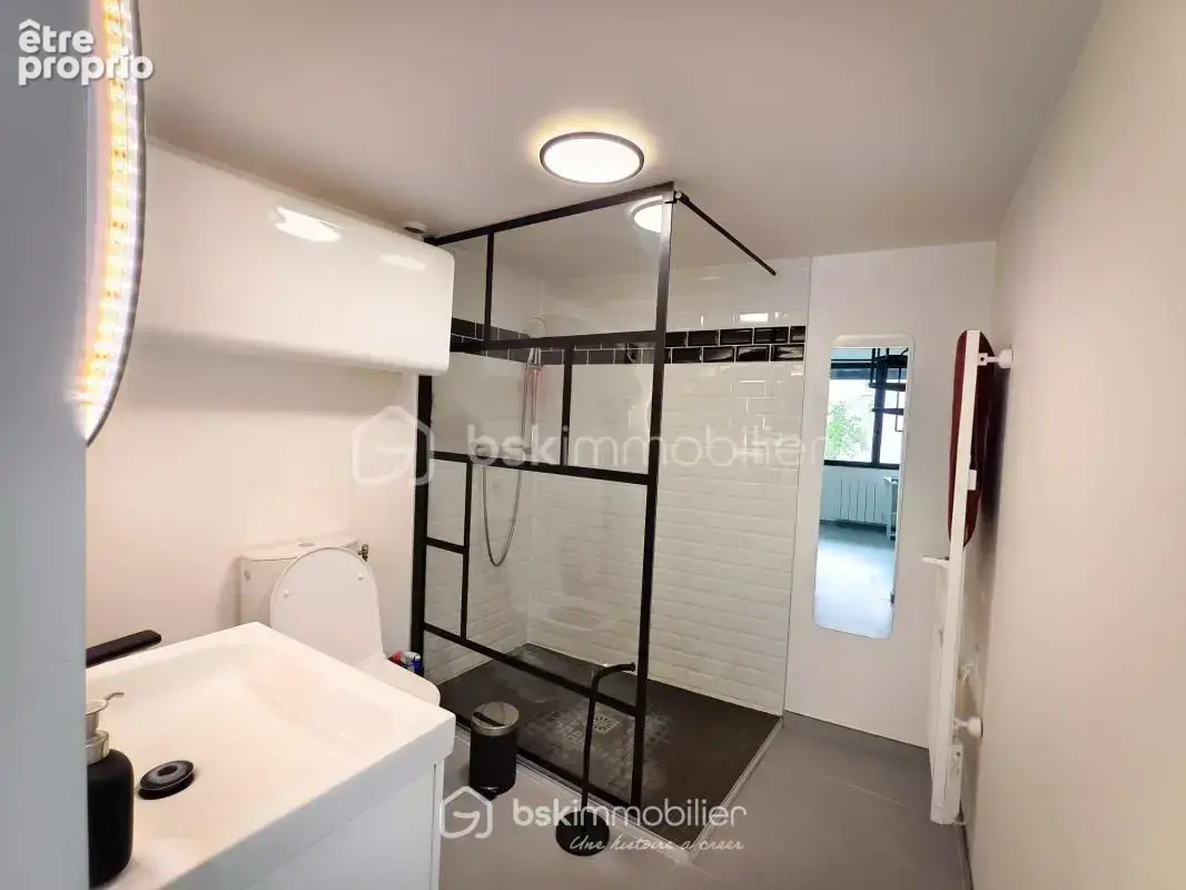 Coup de cœur pour cette maison de ville au charme d'antan et sa dépendance indépendante - photo 20