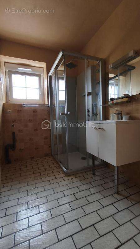 Maison avec dépendances - photo 8