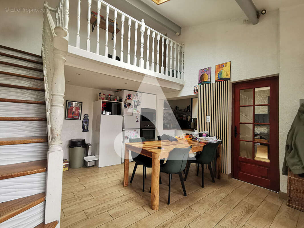 Maison à MONTIGNY-LES-CORMEILLES