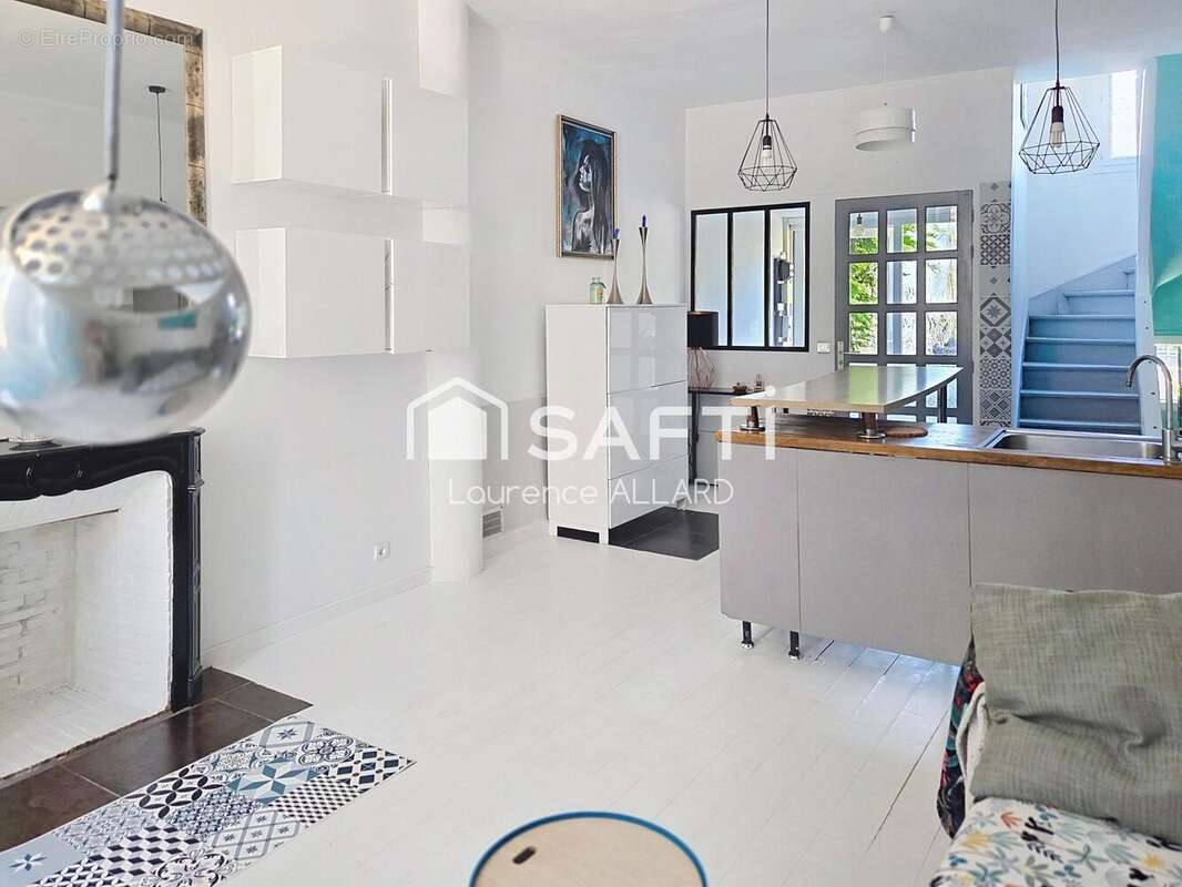 Maison 71 m² à Presles  - photo 2