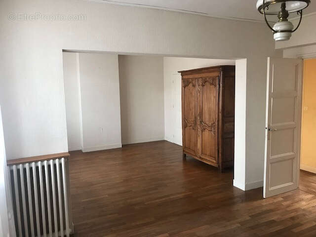 Maison à VIMOUTIERS