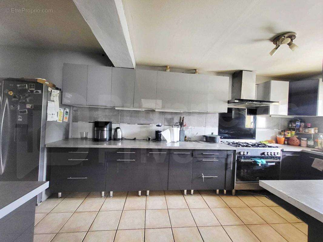 Maison sur sous-sol total, 4 chambres et jardin - photo 7