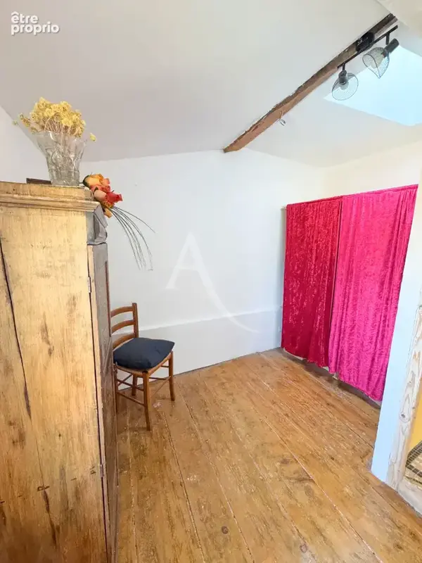 LLAURO : Maison 3 pièces 86.35 m² avec une cour chaleureuse ! - photo 14