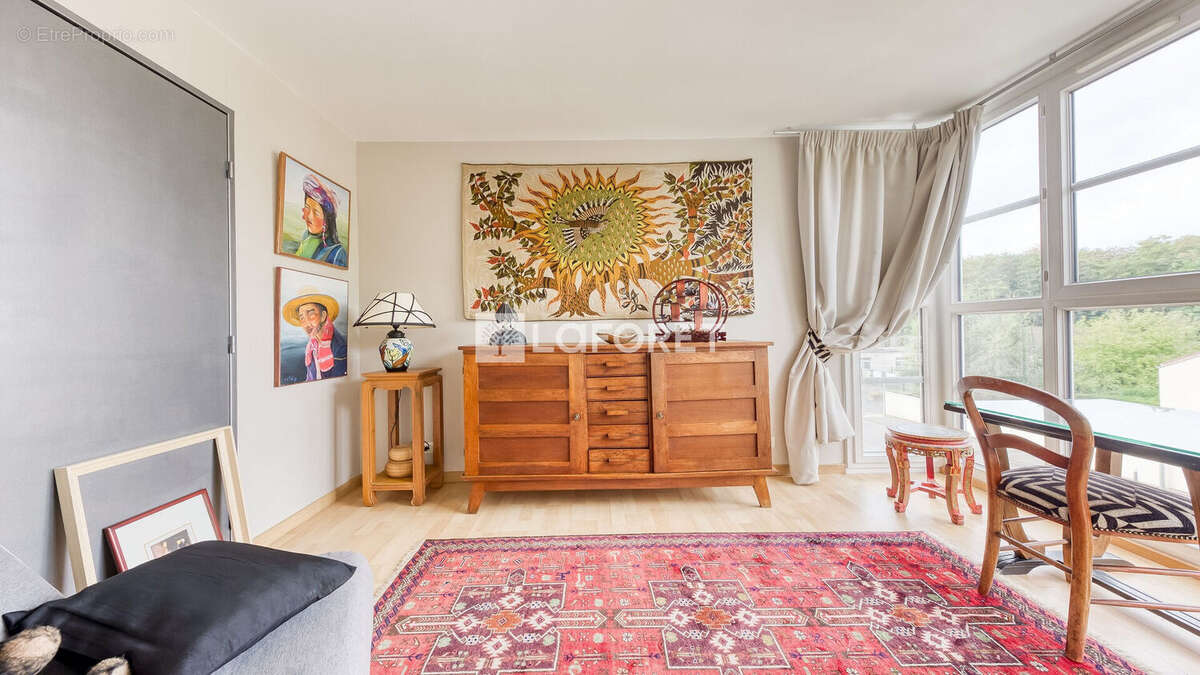 Appartement à ROISSY-EN-BRIE