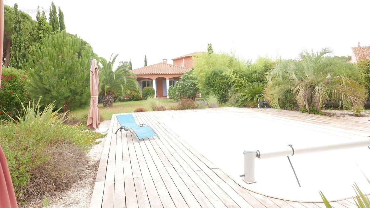 Maison à VILLENEUVE-DE-LA-RAHO