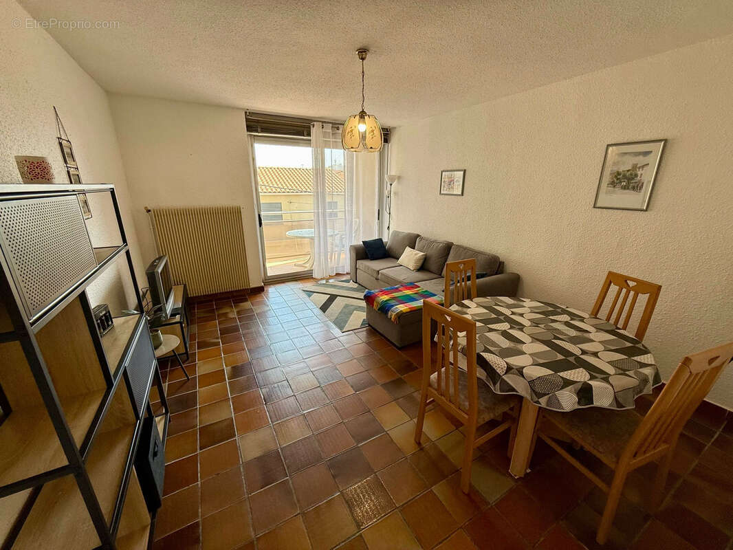 Appartement 2 pièces avec terrasse en front de mer au port. - photo 3