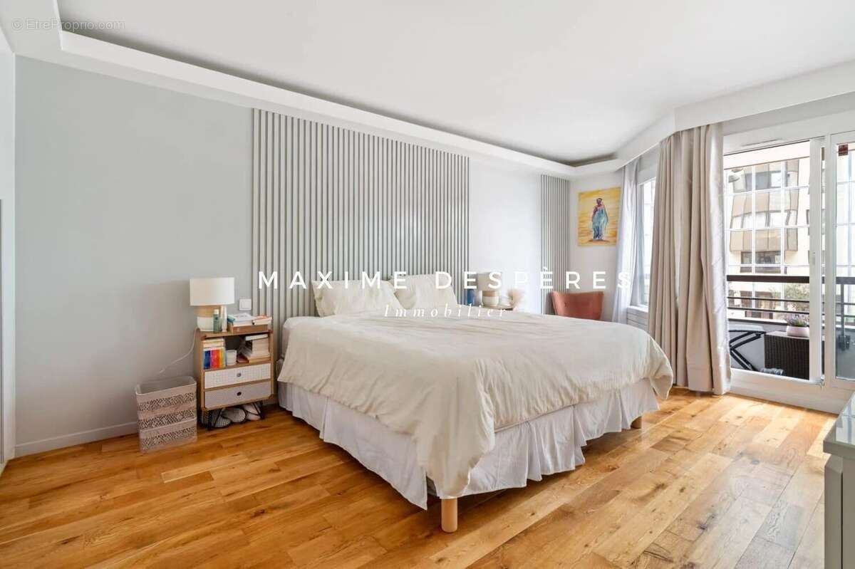 Appartement à LEVALLOIS-PERRET