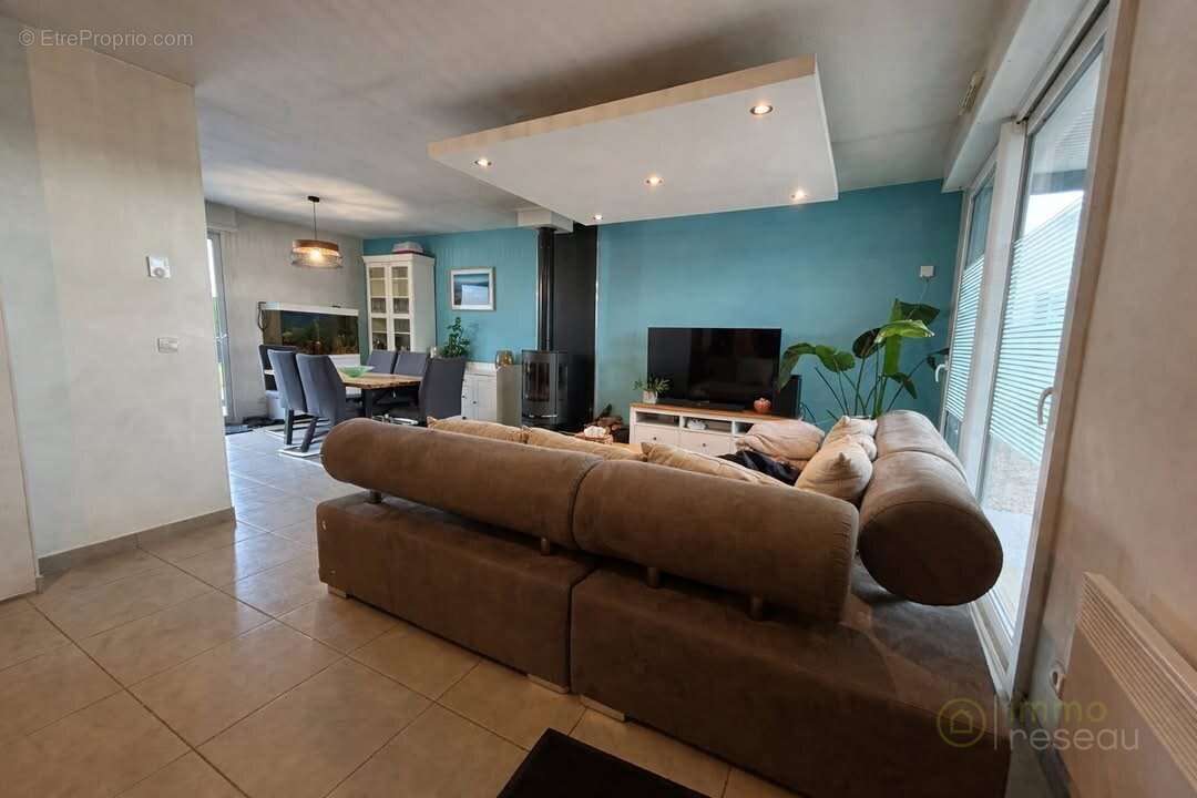 Maison à FERRIERE-LA-GRANDE