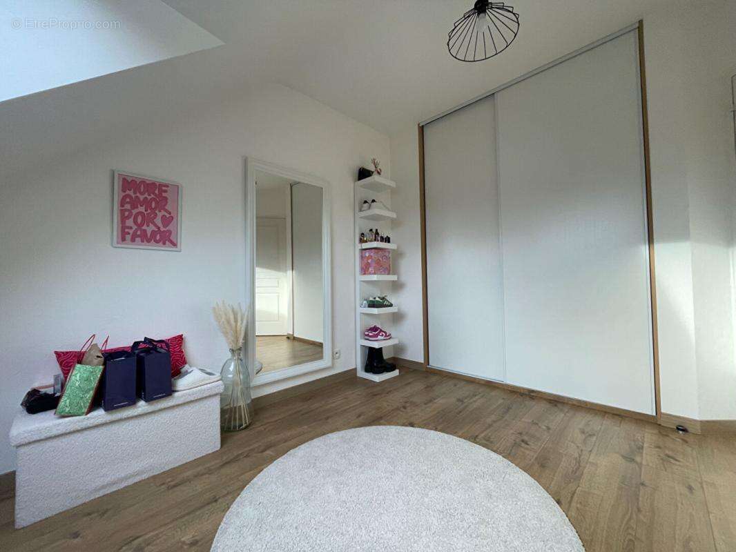 Maison à MONTFORT-SUR-MEU