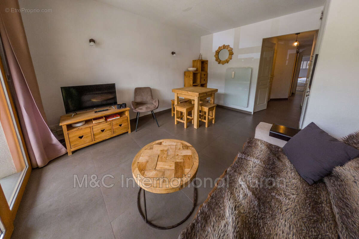 Appartement à SAINT-ETIENNE-DE-TINEE