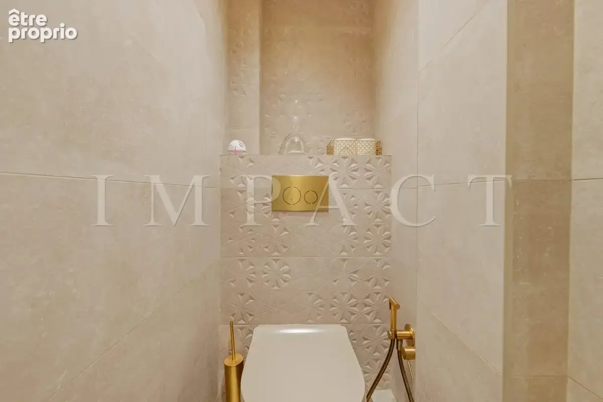 Exclusivité - Cannes proche Croisette Appartement 4 pièces rénové à vendre - photo 15