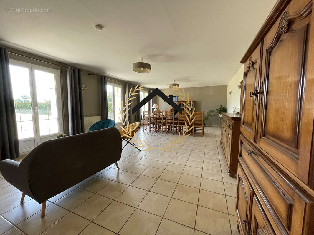 Maison 170 m² à Mannevillette  - photo 4