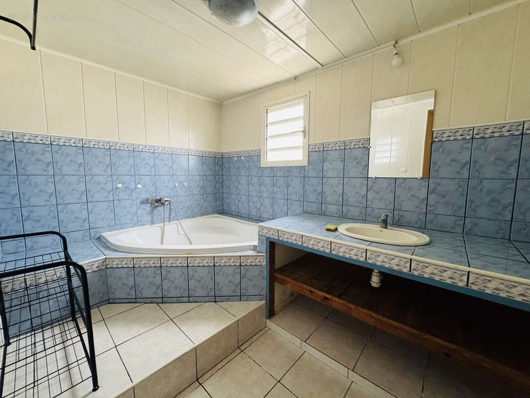 Maison à SAINT-JOSEPH