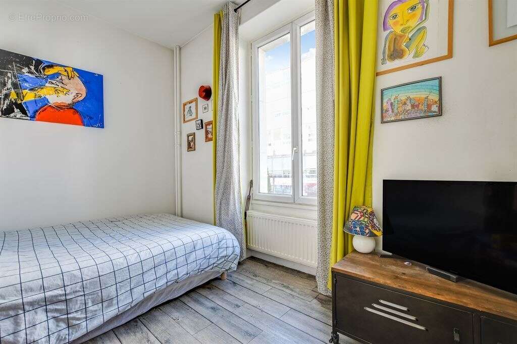 Appartement à PARIS-20E