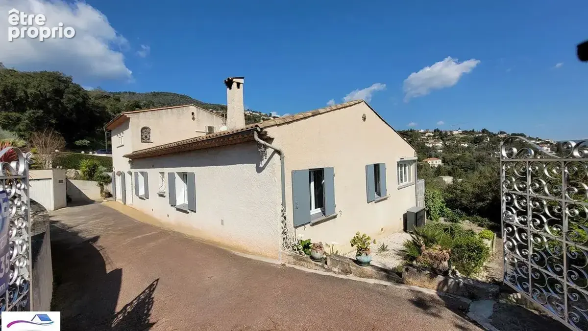 Maison à MANDELIEU-LA-NAPOULE