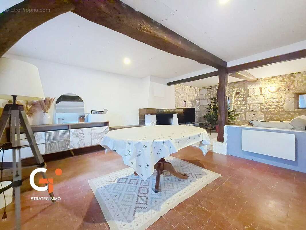 Maison à CAUMONT