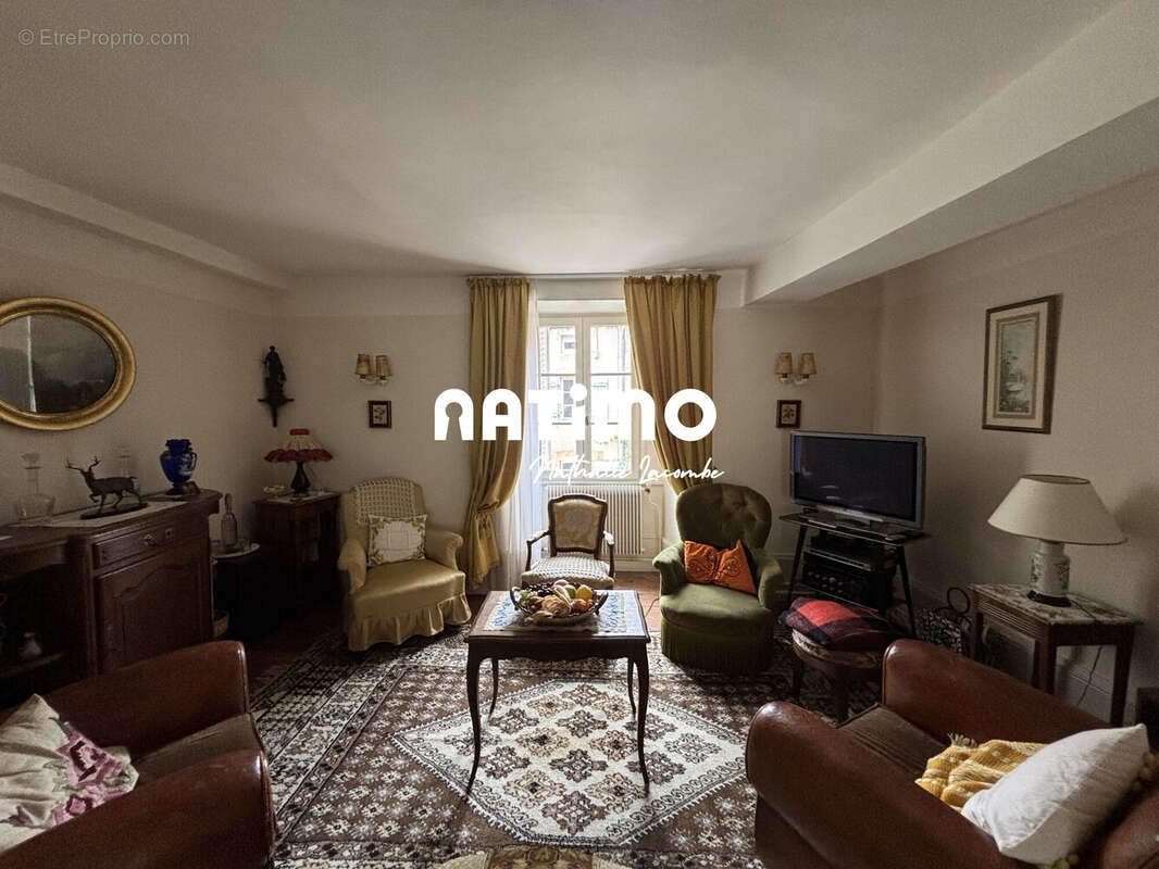 Maison à BAIGNEUX-LES-JUIFS