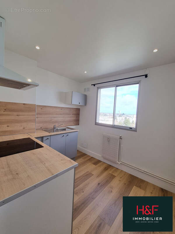Appartement à HEROUVILLE-SAINT-CLAIR
