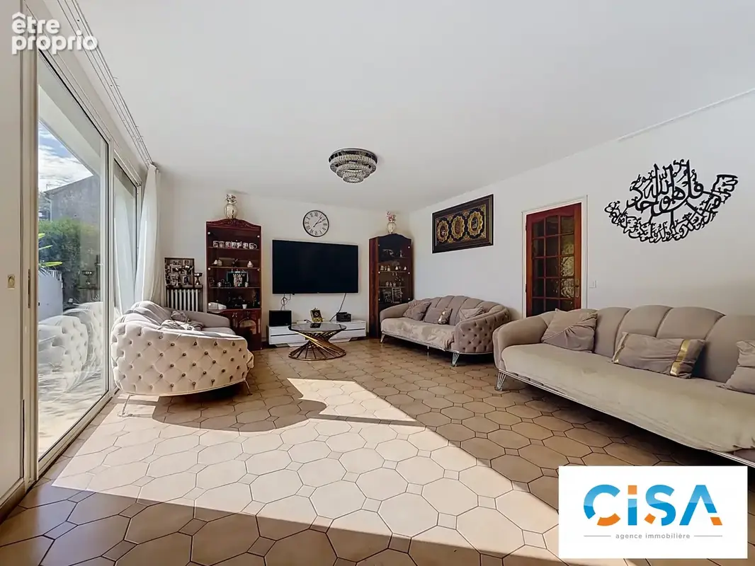 Maison 9 pièces 225 m² à vendre à Verneuil-En-Halatte (60550) - photo 4