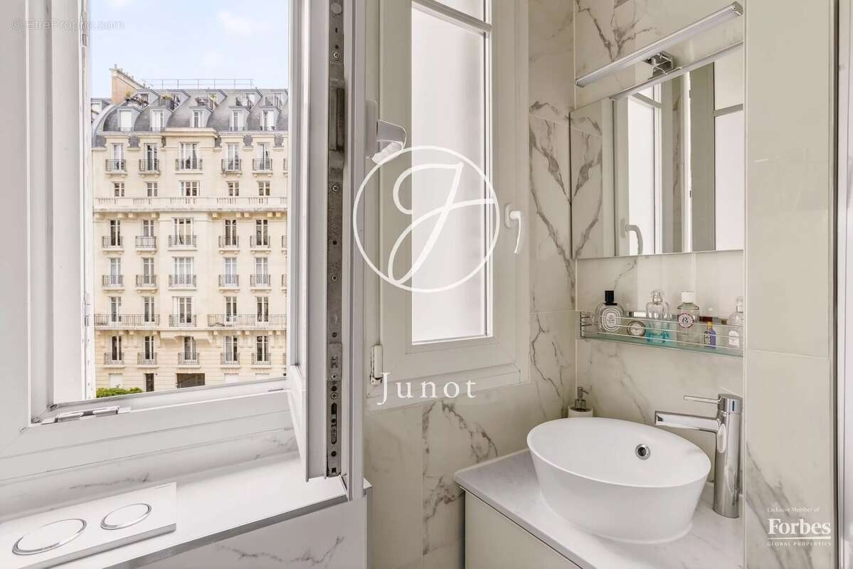 Paris 16e - RANELAGH - Appartement - 4 pièces - 85,32m² Carrez - 2 chambres - photo 19