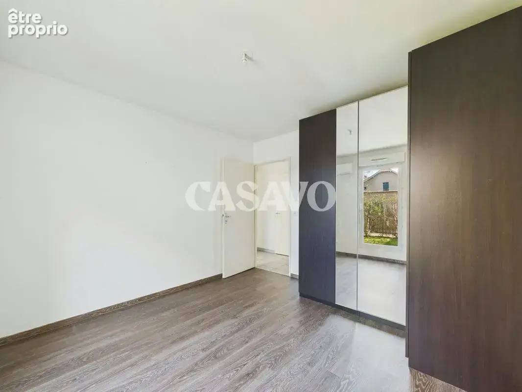 Vente Appartement 3 pièces de 65m² - 69800 Saint-Priest - photo 11