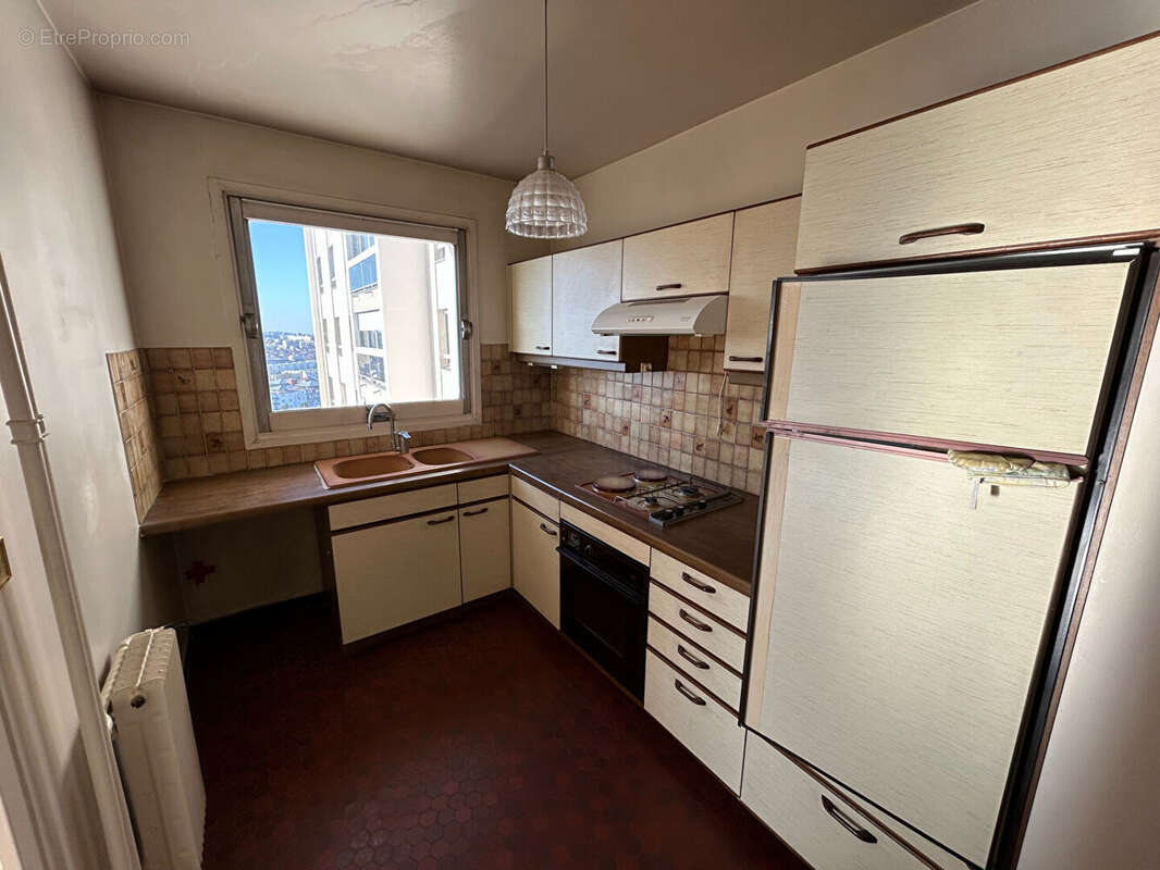 Appartement à L'HAY-LES-ROSES