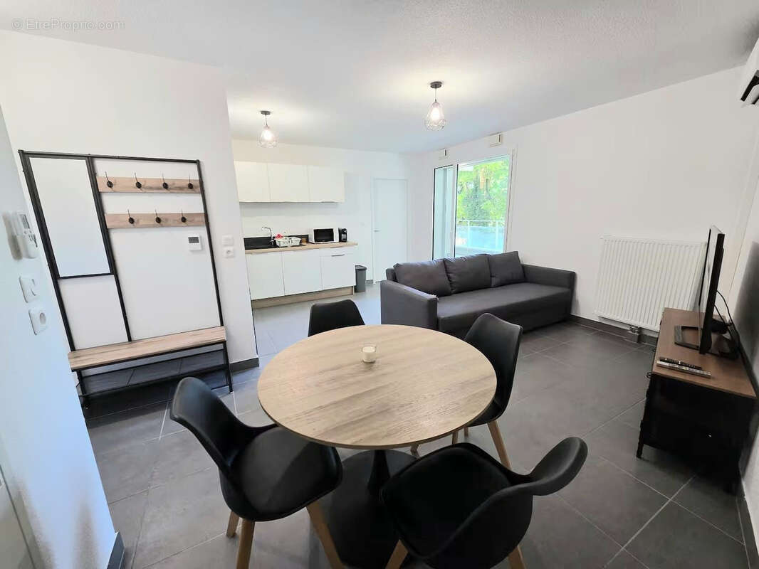 Appartement à CASTELNAU-LE-LEZ