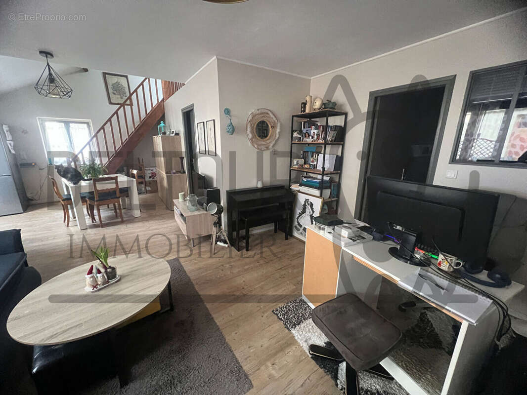 Appartement à REBAIS