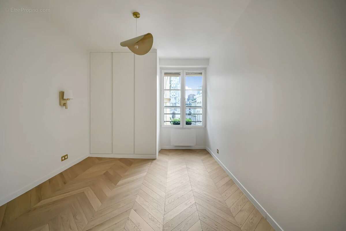 Appartement à PARIS-4E