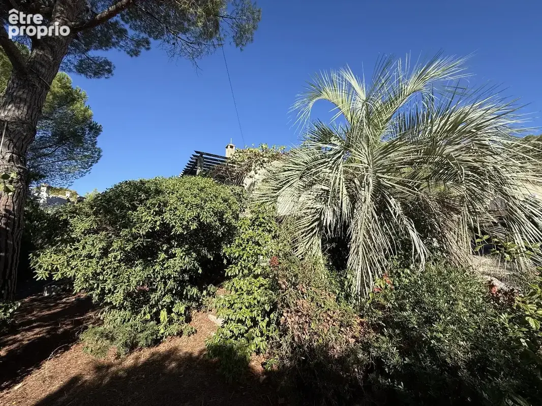 Villa T4 de de 130m² situé dans la Bas du Mont Saint-Clair Sud avec petite vue mer - photo 7