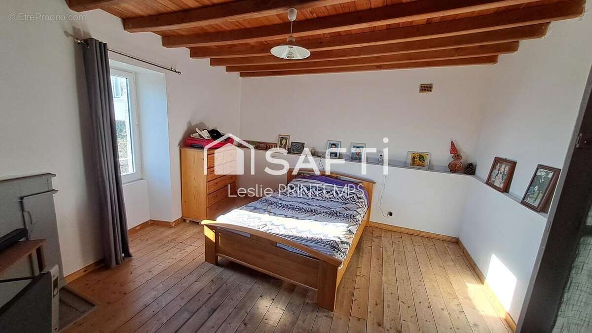 Photo 3 - Maison à LE BUSSEAU