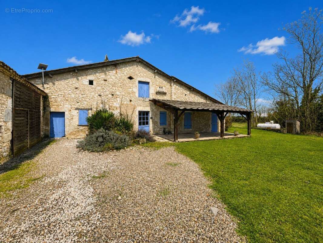 Maison à EYMET