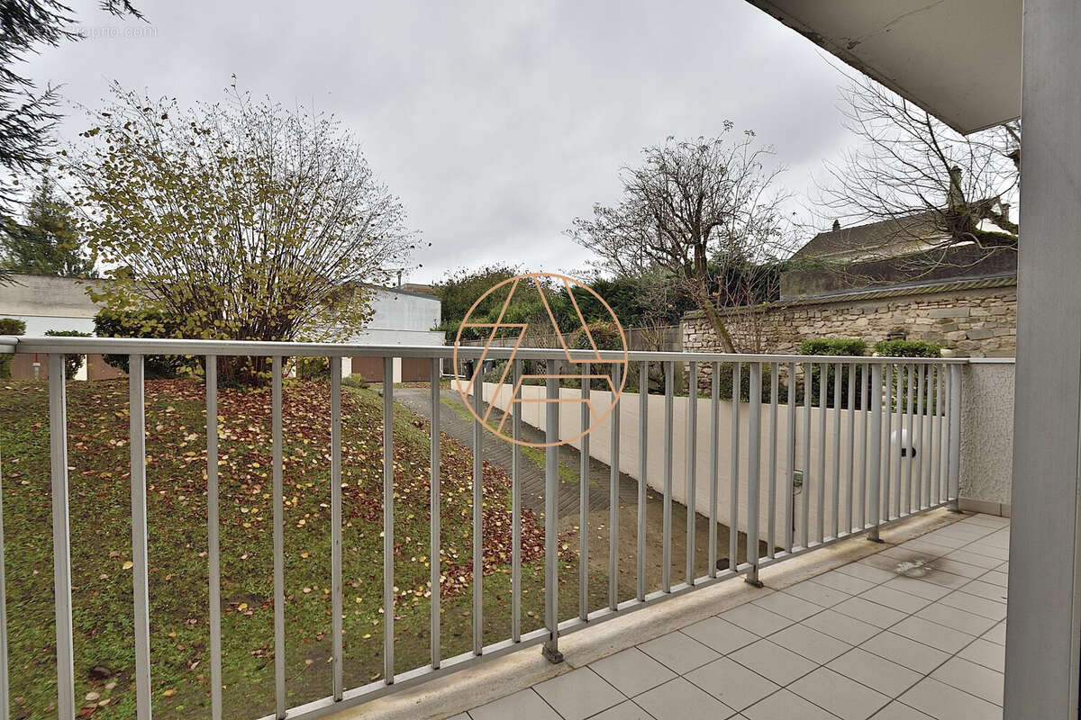 Appartement à SAINT-MAUR-DES-FOSSES