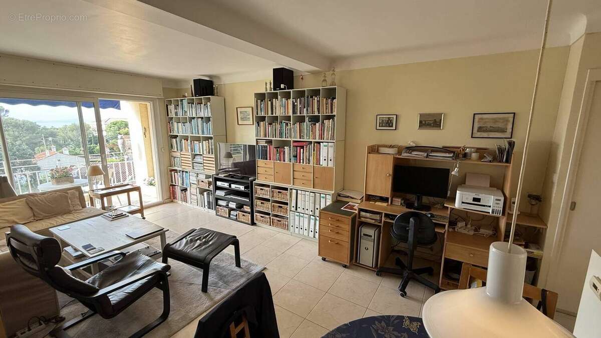 Appartement à SAINT-RAPHAEL