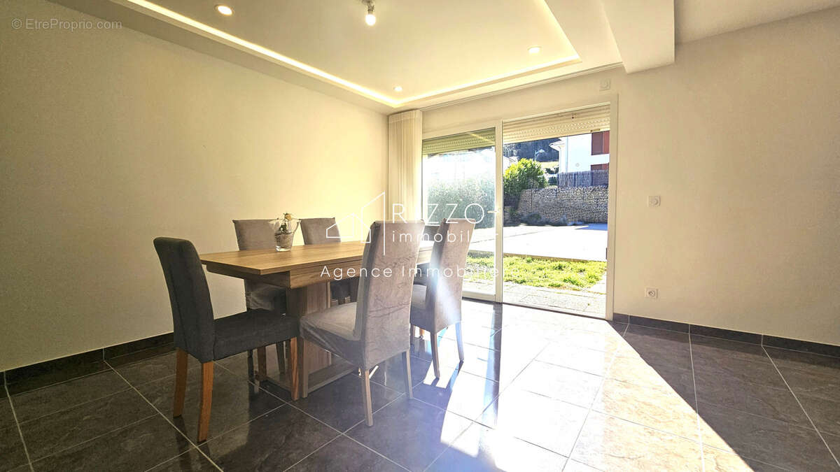 Maison à CHEVRIER