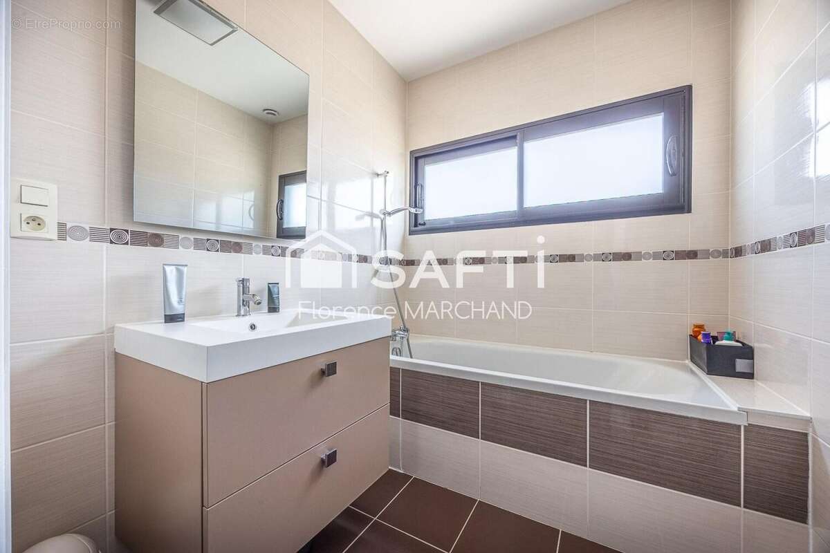 Photo 9 - Maison à ANGOULINS