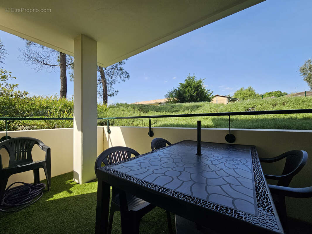Appartement à SAINT-YZAN-DE-SOUDIAC