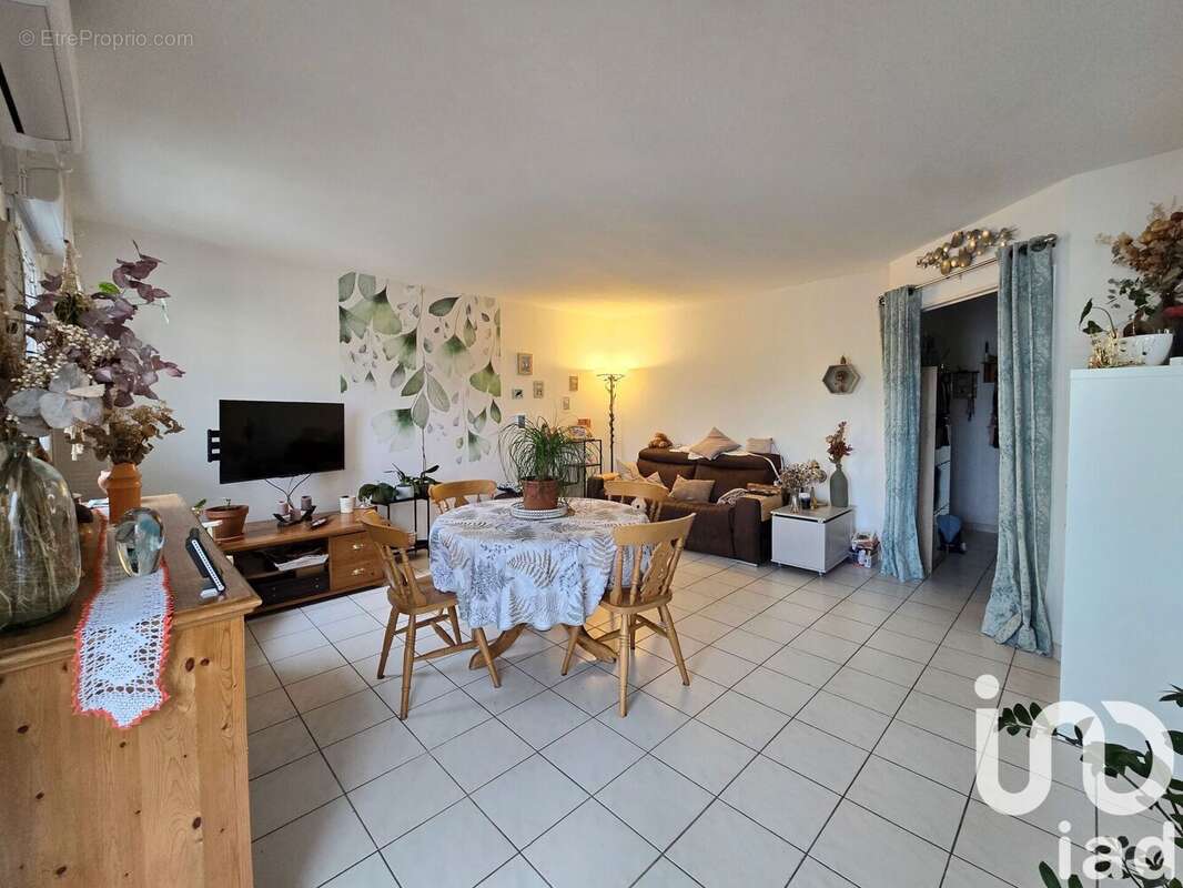 Photo 5 - Appartement à BAGNOLS-SUR-CEZE
