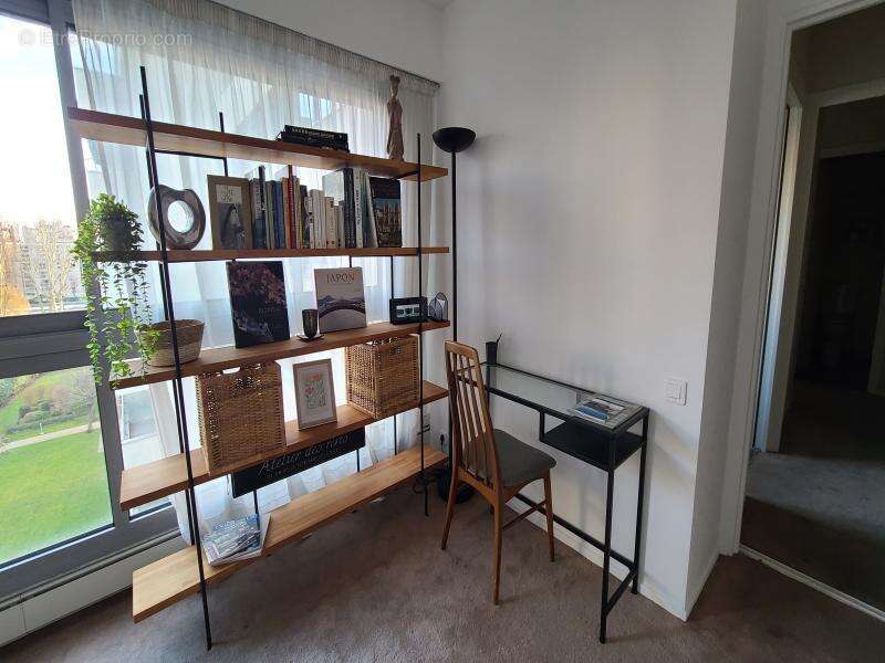 Appartement à NEUILLY-SUR-SEINE