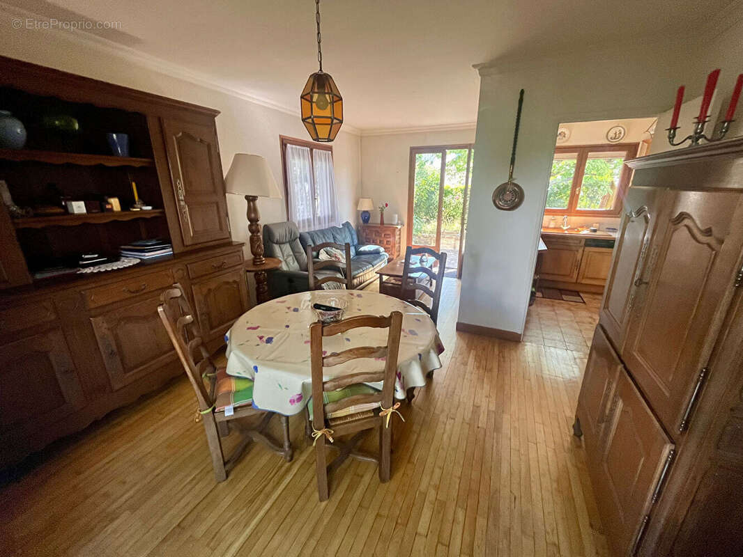 Maison à VILLEPREUX